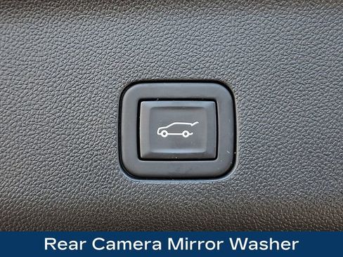 Used 2024 Cadillac Escalade ESV Sport Platinum w/ LPO, ONYX Package image 32