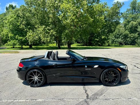 Used 2009 BMW Z4 sDrive35i RWD image 3