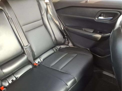 Used 2024 Nissan Rogue SV w/ SV Premium Package FWD image 19