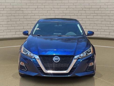 Used 2020 Nissan Altima 2.5 S FWD image 2