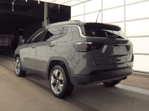 Used 2019 Jeep Compass Limited AWD/4WD image 4