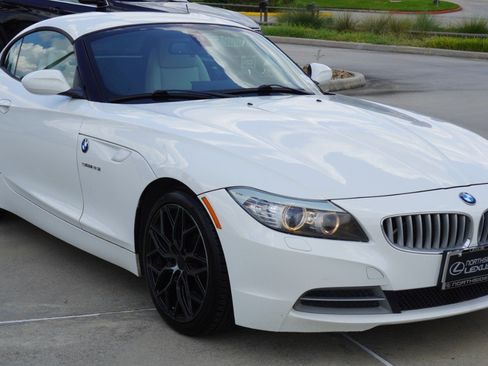 Used 2013 BMW Z4 sDrive35i RWD image 3