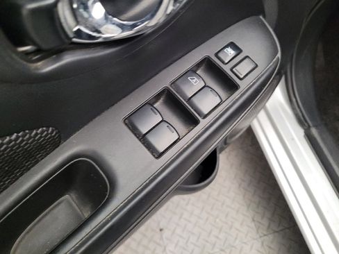 Used 2019 Nissan Versa SV w/ SV Special Edition Package image 27