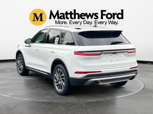 Used 2022 Lincoln Corsair AWD w/ Equipment Group 101A image 3