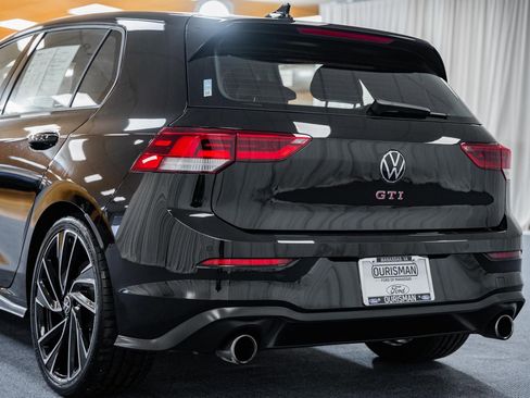 Used 2024 Volkswagen GTI Autobahn image 6