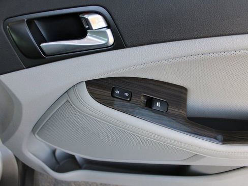 Used 2014 Kia Optima EX image 40