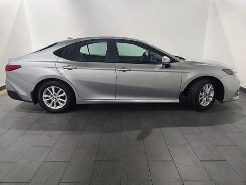 Used 2025 Toyota Camry LE w/ Convenience Package FWD image 6