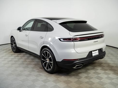 New 2026 Porsche Cayenne Coupe AWD/4WD image 3