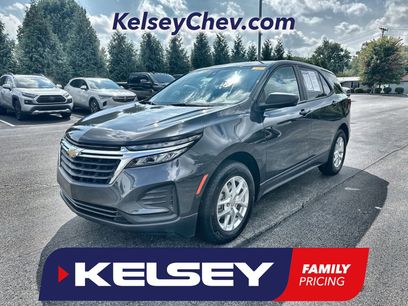 Used 2022 Chevrolet Equinox LS w/ LS Convenience Package