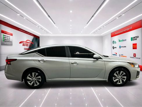 Used 2023 Nissan Altima 2.5 S image 9