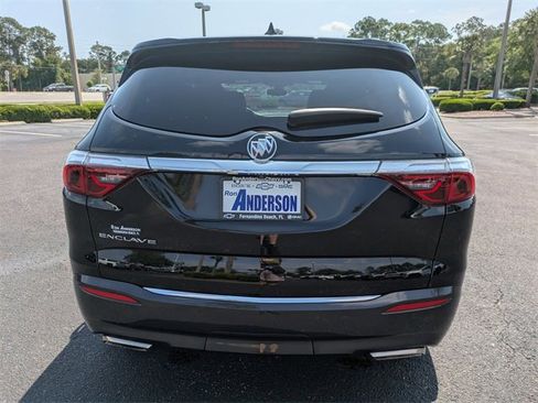 Used 2022 Buick Enclave Essence w/ LPO, Hit The Road Package image 5