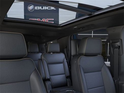 New 2026 GMC Yukon Elevation image 24