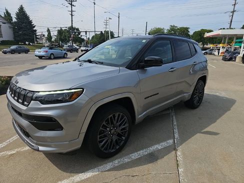 Certified 2022 Jeep Compass High Altitude AWD/4WD image 9