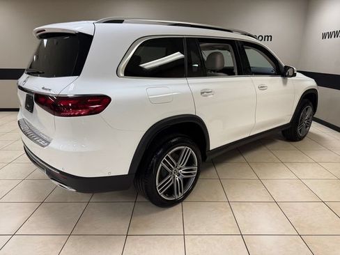 Used 2025 Mercedes-Benz GLS 450 4MATIC image 6