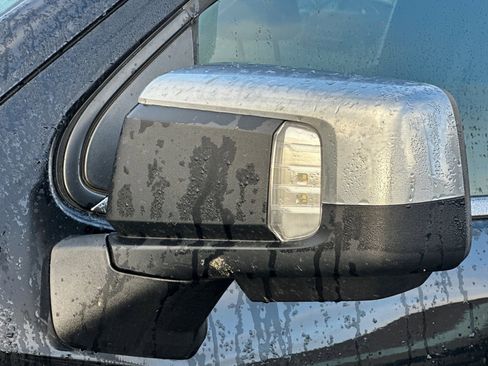 Used 2023 Chevrolet Silverado 1500 High Country w/ High Country Premium Package image 52