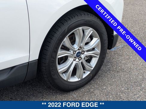 Certified 2022 Ford Edge Titanium AWD/4WD image 12