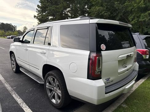 Used 2018 GMC Yukon SLT w/ Open Road Package AWD/4WD image 2