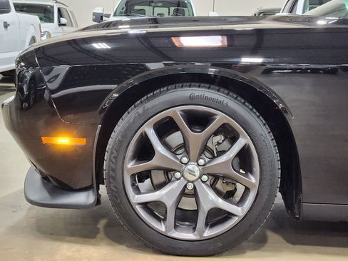 Used 2019 Dodge Challenger GT w/ Driver Convenience Group image 5