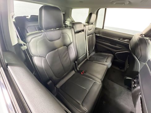 Used 2021 Jeep Grand Cherokee L Limited image 28