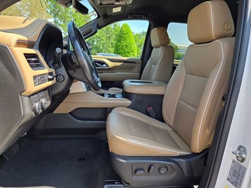 Used 2021 Chevrolet Tahoe Premier RWD image 9