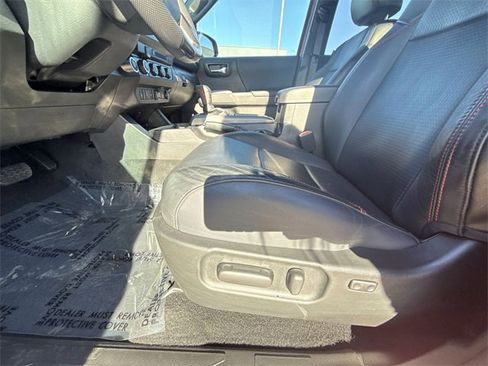 Used 2023 Toyota Tacoma TRD Pro image 12