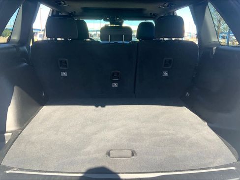 Used 2024 Jeep Grand Cherokee Laredo X w/ Trailer Tow Package image 36