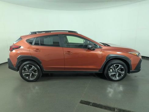 Used 2024 Subaru Crosstrek 2.0i Premium AWD/4WD image 8
