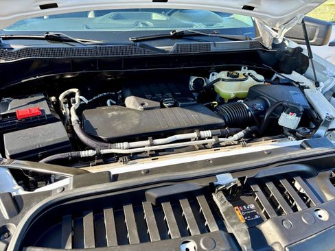 Used 2021 Chevrolet Silverado 1500 W/T w/ WT Value Package AWD/4WD image 22