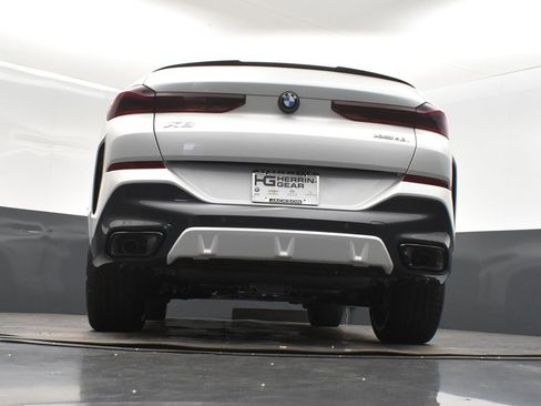 New 2026 BMW X6 xDrive40i w/ Climate Comfort Package image 41