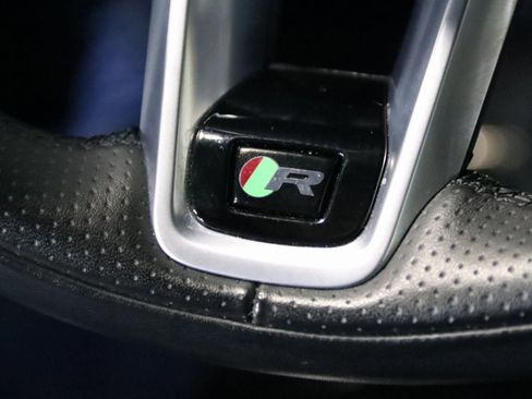 Used 2021 Jaguar XF R-Dynamic SE image 43