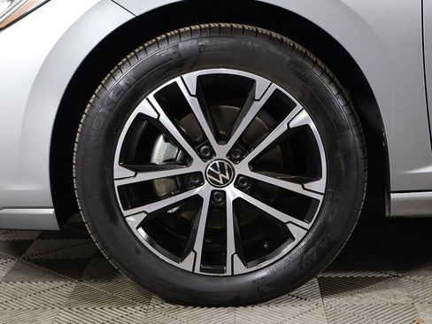 Used 2025 Volkswagen Jetta Sport image 20