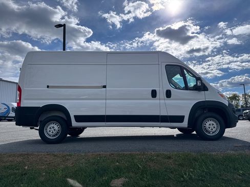 New 2026 RAM ProMaster 2500 w/ Advanced Safety Group image 15