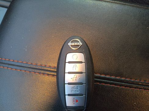 Used 2025 Nissan Altima 2.5 SR FWD image 32