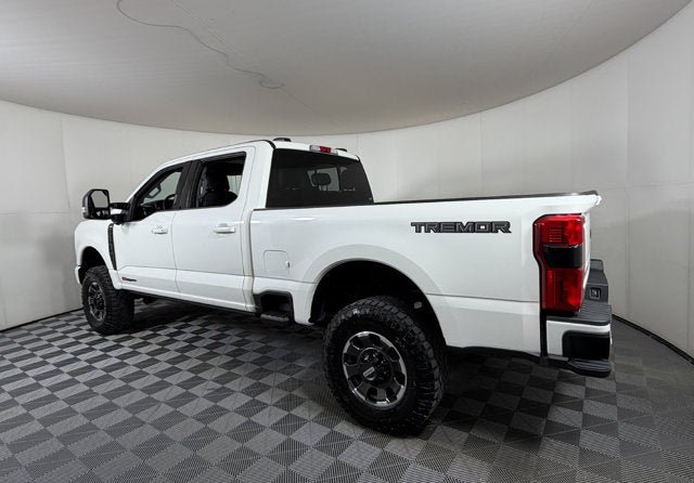 Used 2024 Ford F250 Lariat w/ Lariat Ultimate Package AWD/4WD image 3