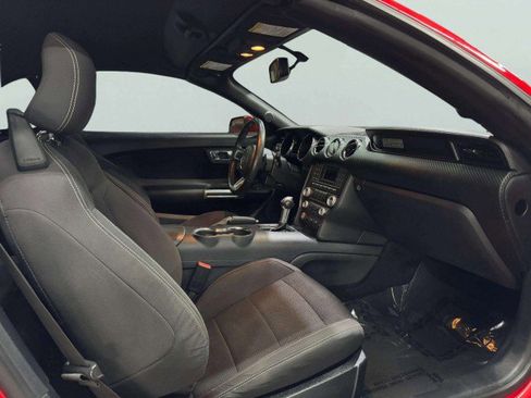 Used 2015 Ford Mustang Convertible w/ Equipment Group 051A image 33