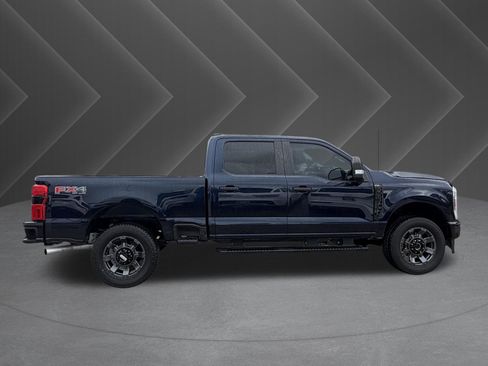 Used 2024 Ford F250 XL w/ STX Appearance Package AWD/4WD image 5