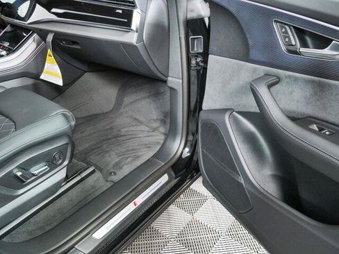 New 2026 Audi SQ8 Premium Plus AWD/4WD image 27