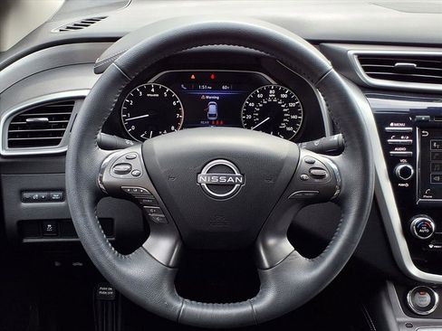 Used 2023 Nissan Murano SV w/ SV Midnight Edition Package image 14