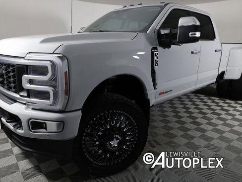Used 2025 Ford F350 Platinum w/ Platinum Plus Package image 1