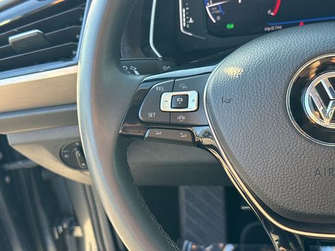 Used 2020 Volkswagen Jetta SEL Premium image 15