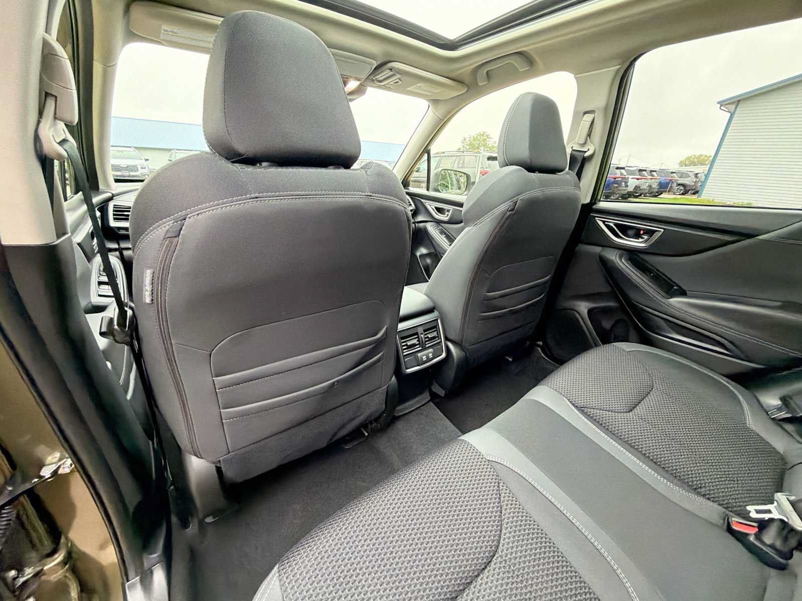 Used 2024 Subaru Forester Premium AWD/4WD image 15