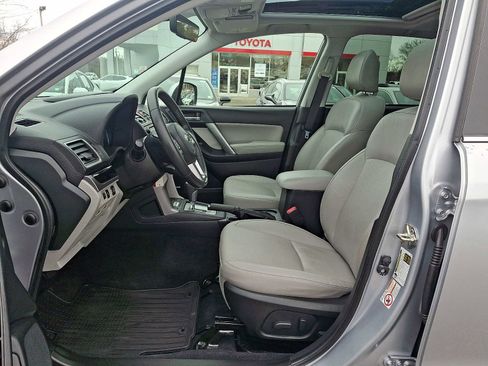 Used 2018 Subaru Forester 2.5i Limited w/ Popular Package #3B image 14