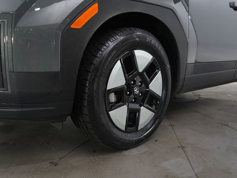 Used 2025 Hyundai Santa Fe SEL image 25