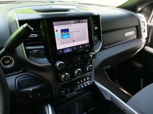 Used 2025 RAM 3500 Lone Star image 11