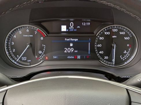 Certified 2024 Cadillac XT5 Sportv w/ LPO, Floor Liner Package AWD/4WD image 13