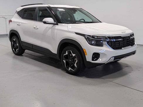 Certified 2024 Kia Seltos EX AWD/4WD image 6