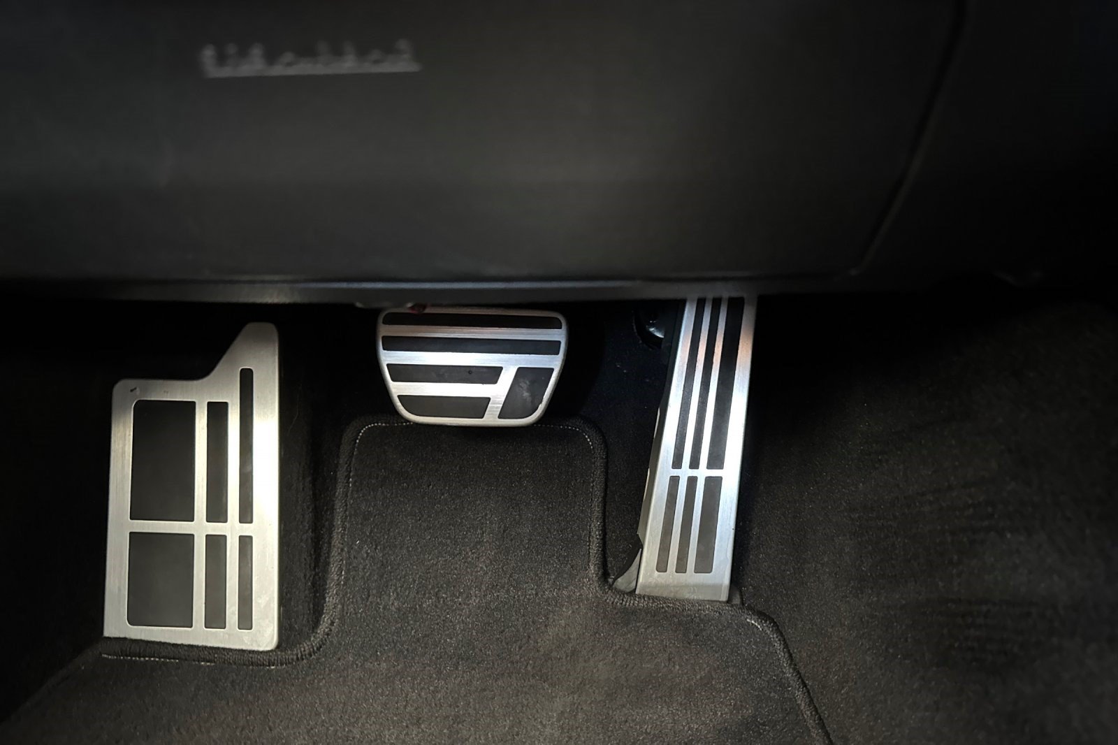 Certified 2024 Lexus IS 350 F Sport RWD image 38