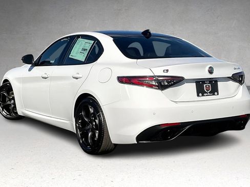 New 2025 Alfa Romeo Giulia w/ Driving Assist Package image 3