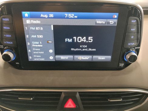 Used 2020 Hyundai Santa Fe Limited image 25