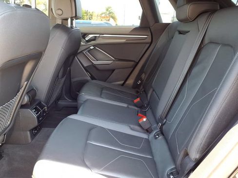 Used 2021 Audi Q3 2.0T Premium w/ Convenience Package AWD/4WD image 21